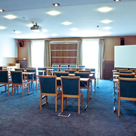 Impiq Hotel Τρνάβα Ανέσεις φωτογραφία