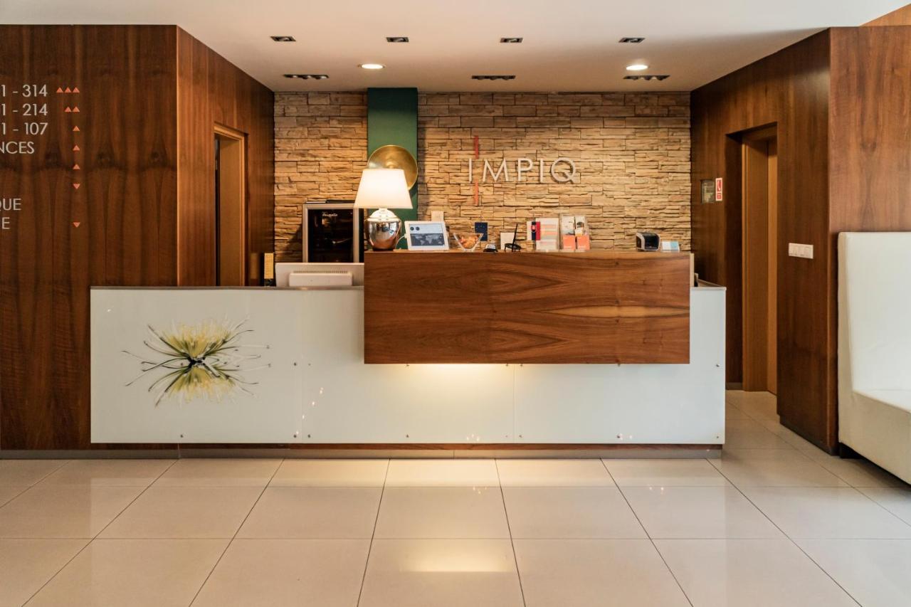 Impiq Hotel Τρνάβα Εξωτερικό φωτογραφία